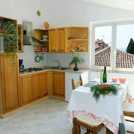 Vista Mare Apartment *